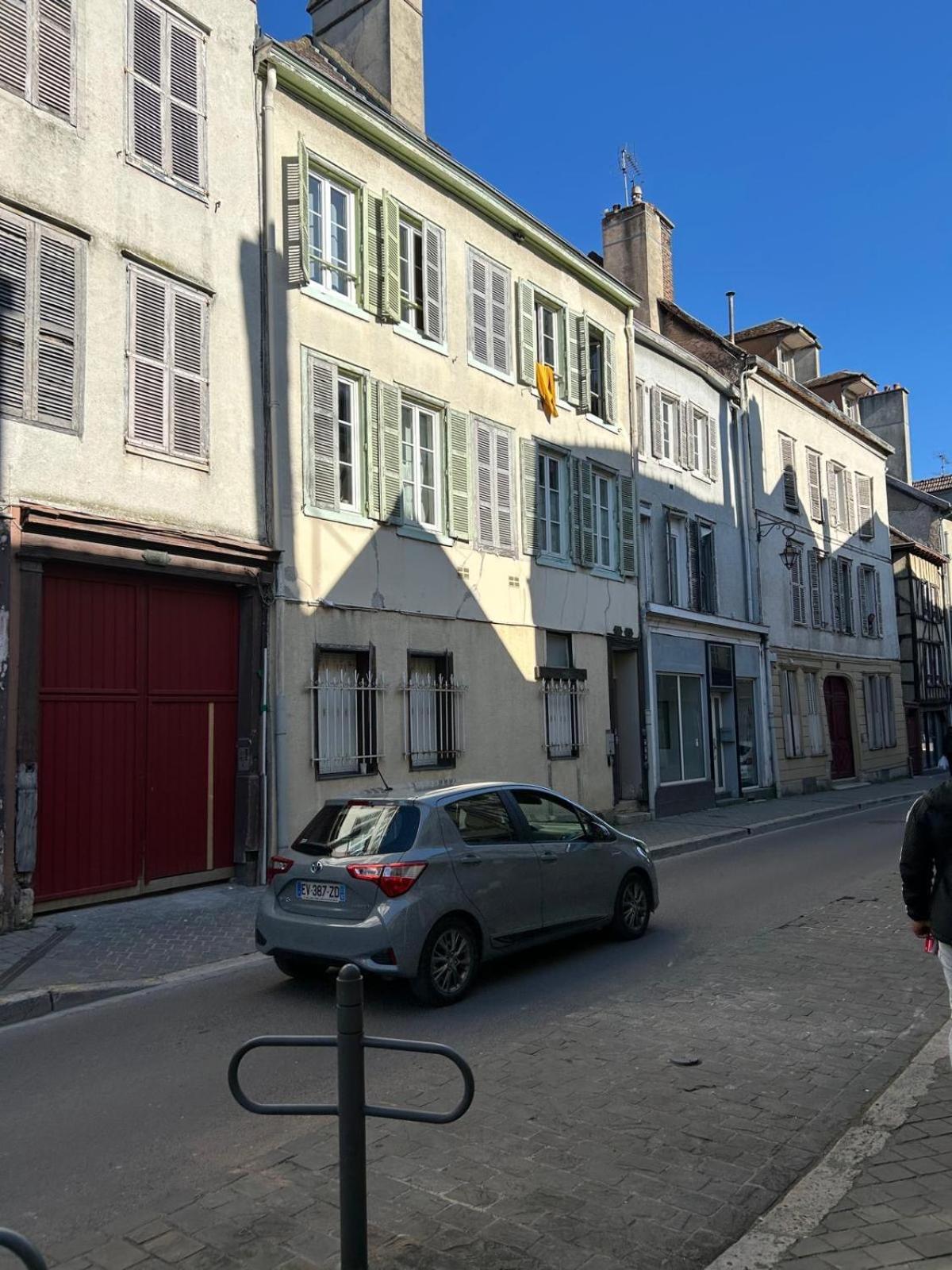 Le Jaillant - Wifi - Centre Ville Historique - Proche Gare Τρουά Εξωτερικό φωτογραφία
